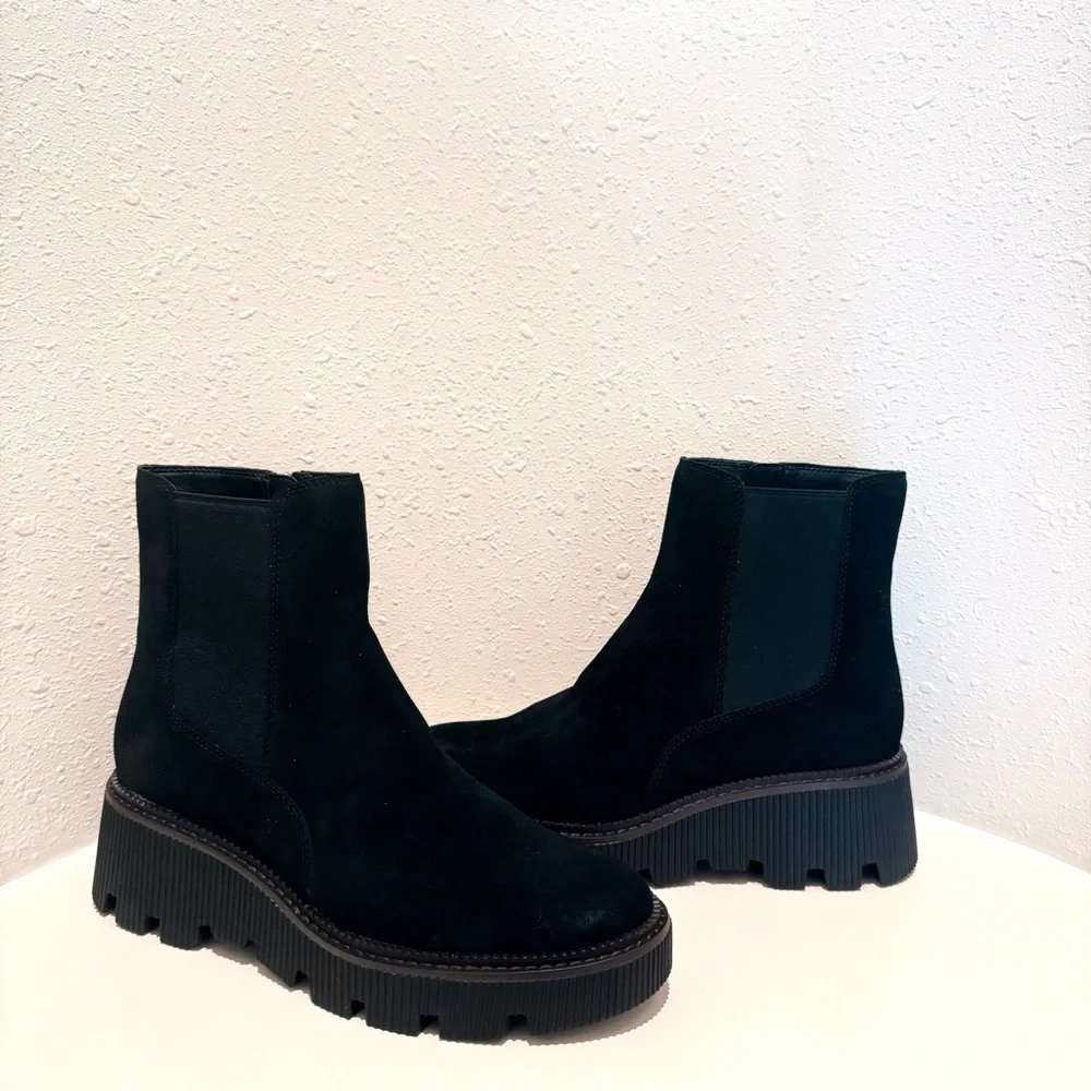 Dolce Vita Emmet Women’s Suede Black Ankle Boots Size 10 NWT